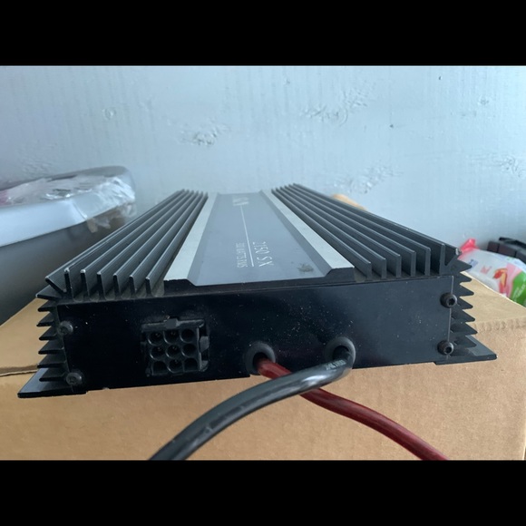 Orion 2150 SX 300 watt Car Amplifier - Picture 3 of 3